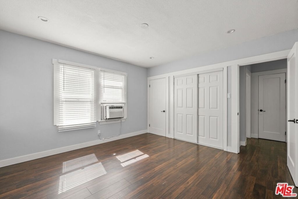 1754 N La Brea Avenue - Photo 16