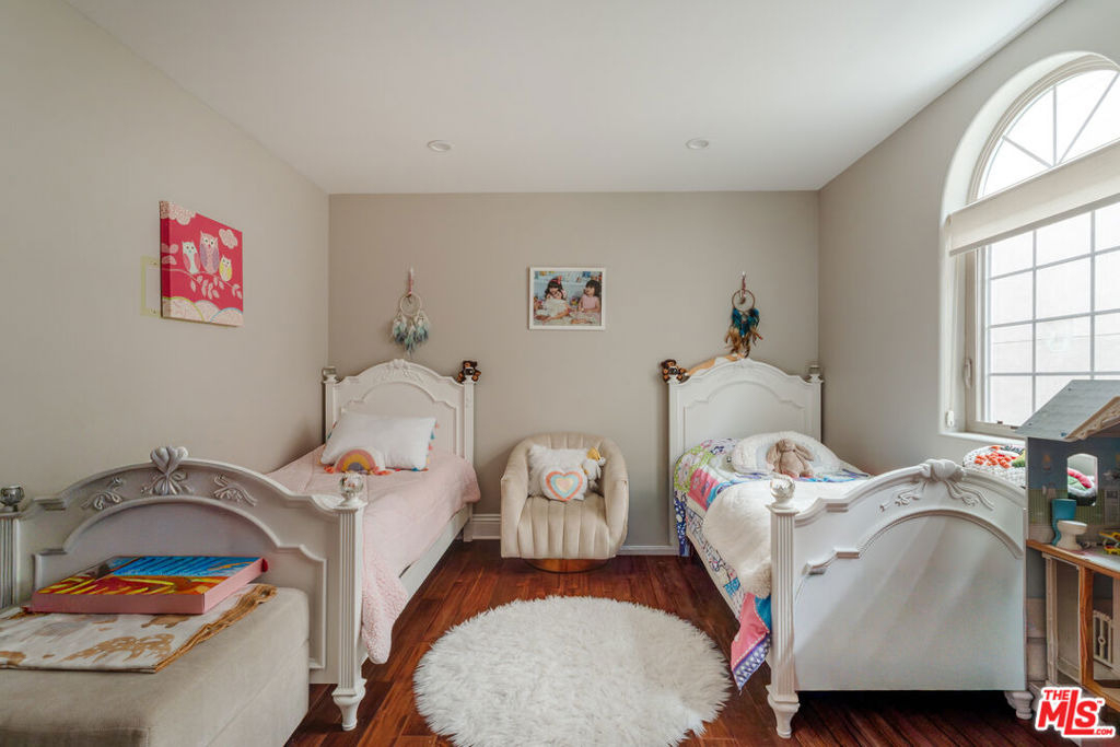 1835 Pandora Avenue - Photo 32