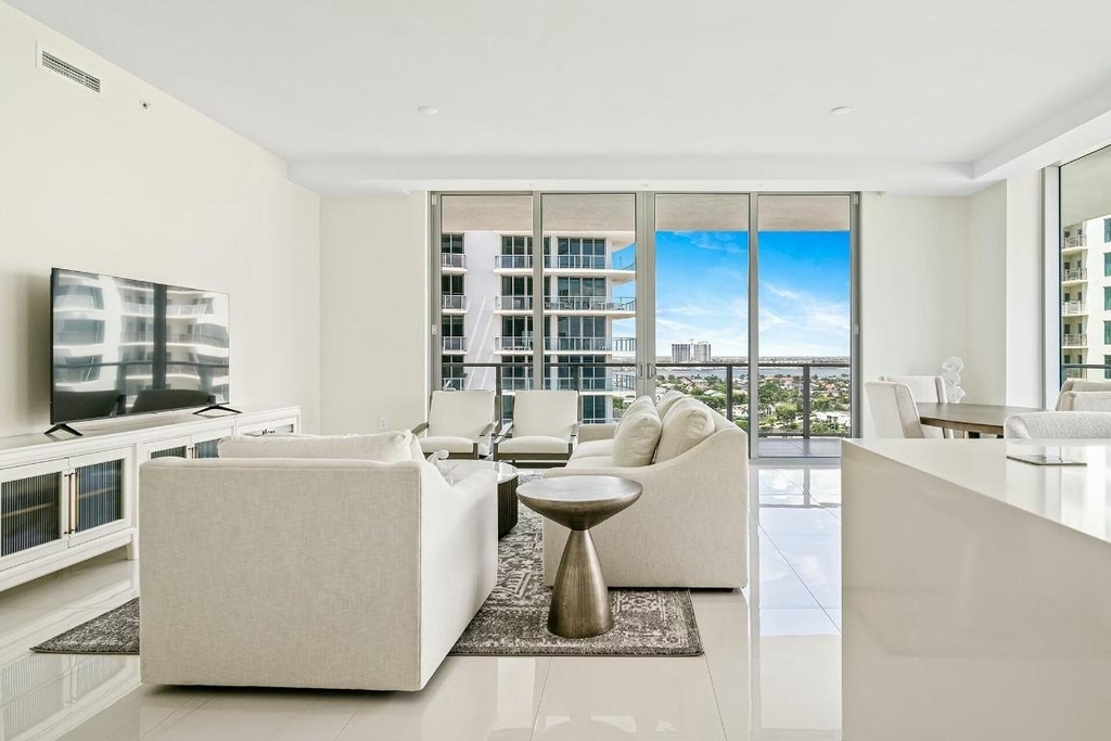 3100 N Ocean Drive - Photo 0