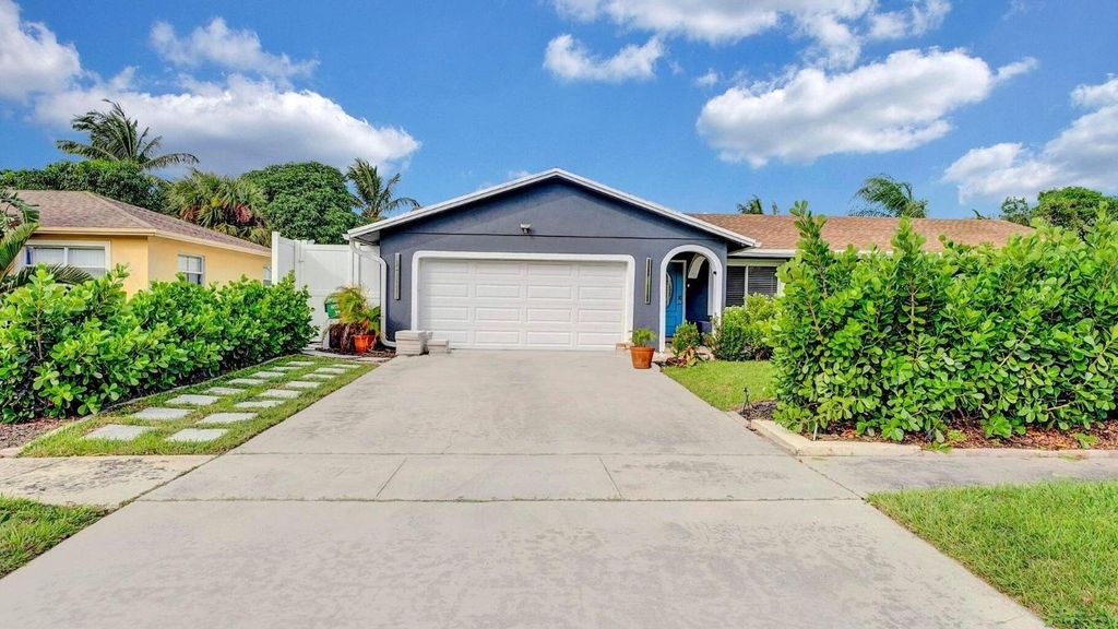 2941 Angler Drive - Photo 0
