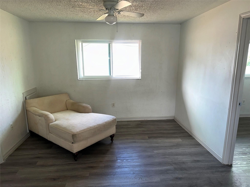 5405 Suez Street - Photo 6