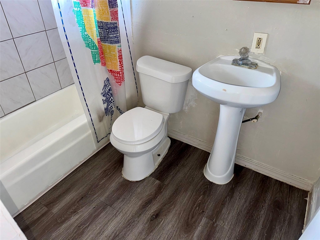 5405 Suez Street - Photo 9