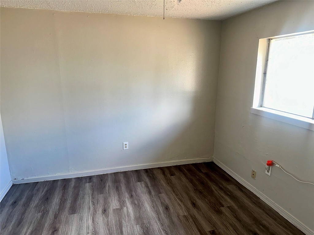 5405 Suez Street - Photo 7