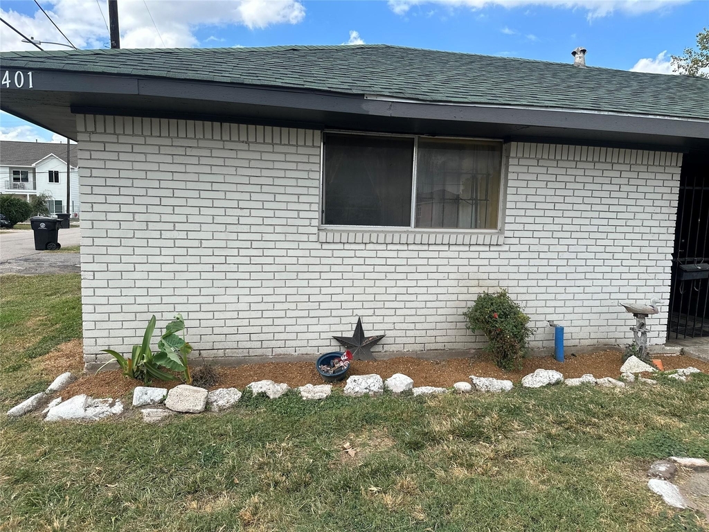 5405 Suez Street - Photo 10