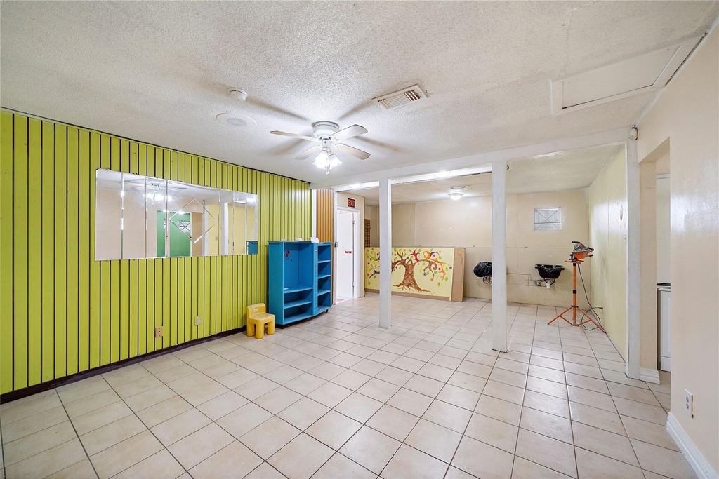 5639 Overdale Street - Photo 8