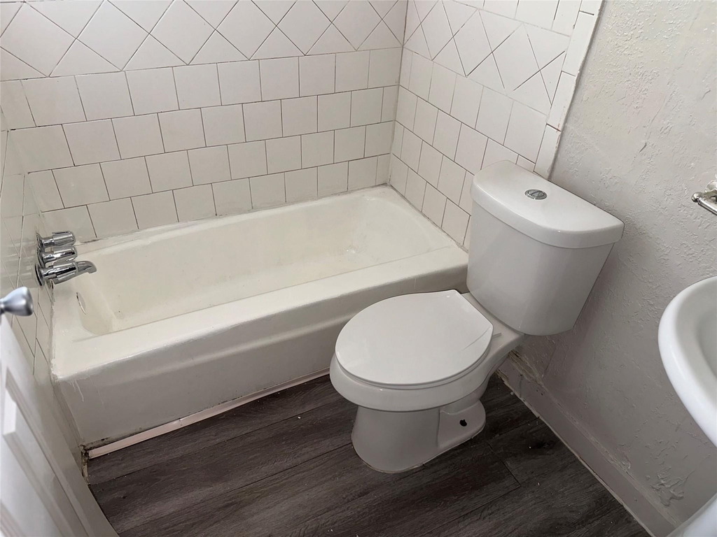 5409 Suez Street - Photo 9
