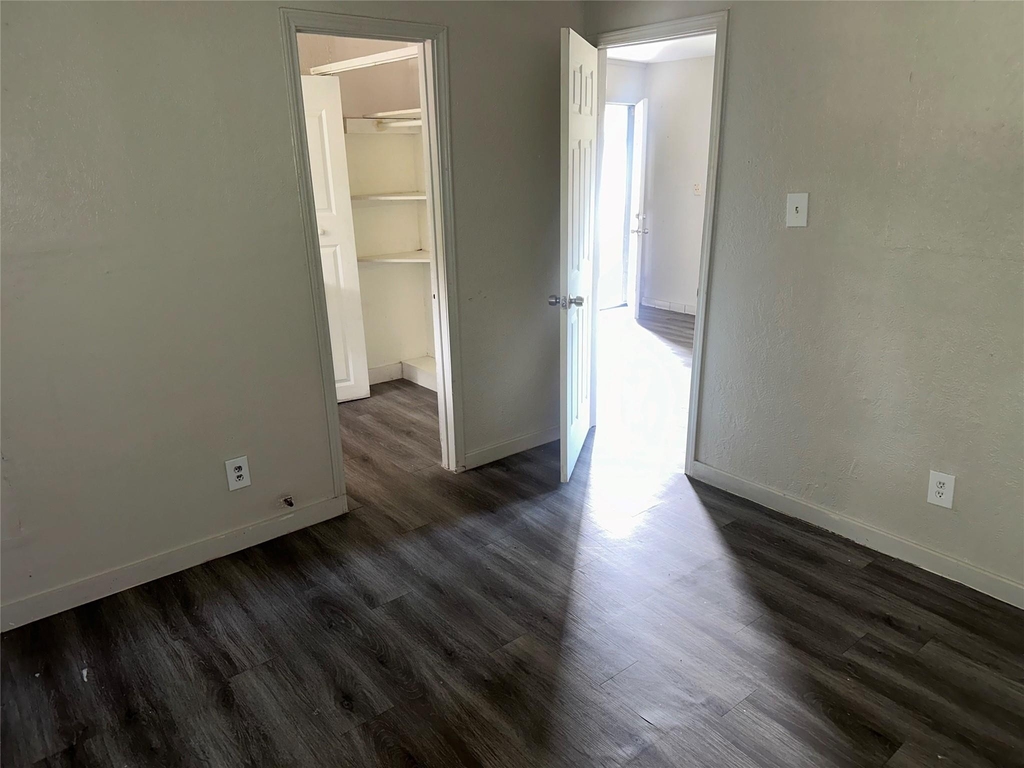 5409 Suez Street - Photo 7