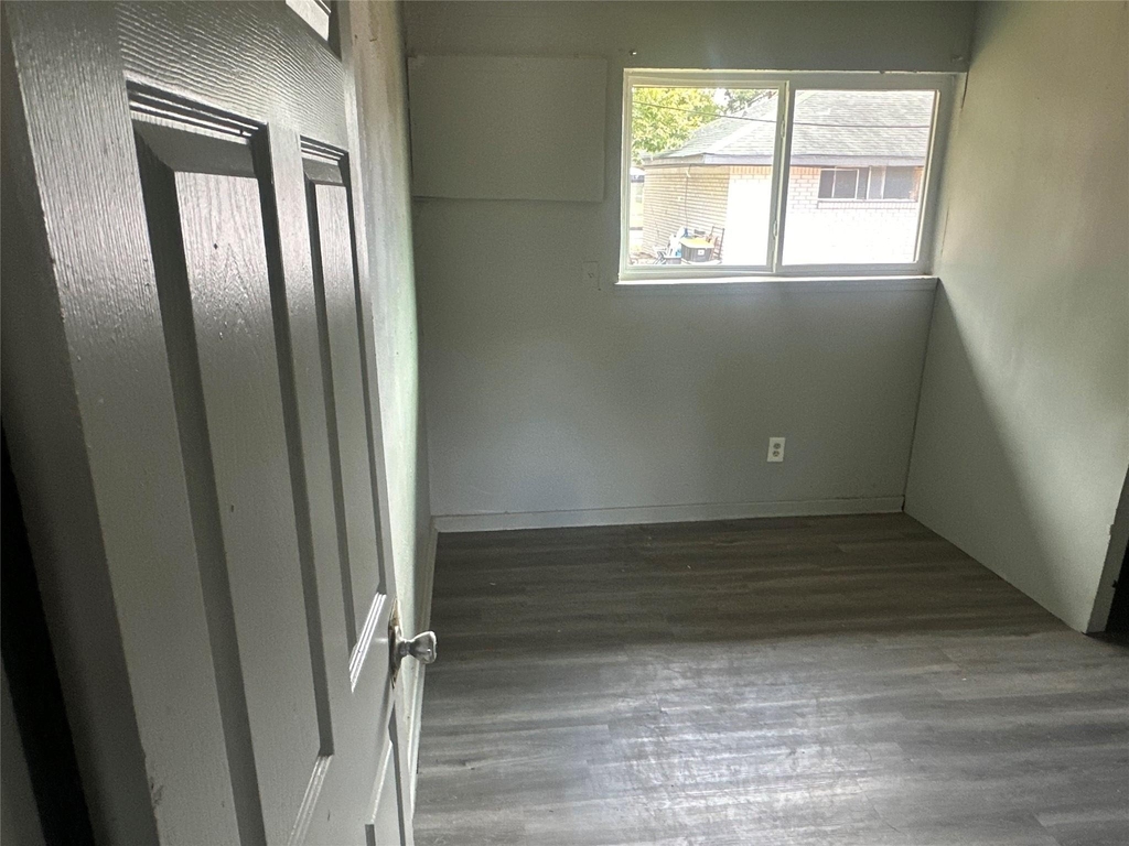 5409 Suez Street - Photo 0
