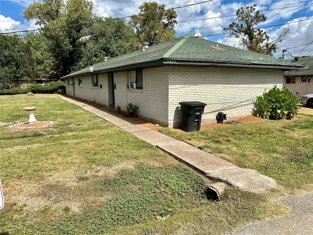5409 Suez Street - Photo 8