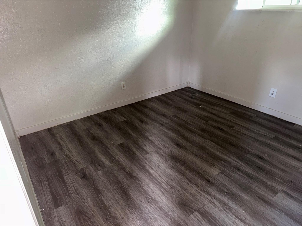 5405 Suez Street - Photo 4