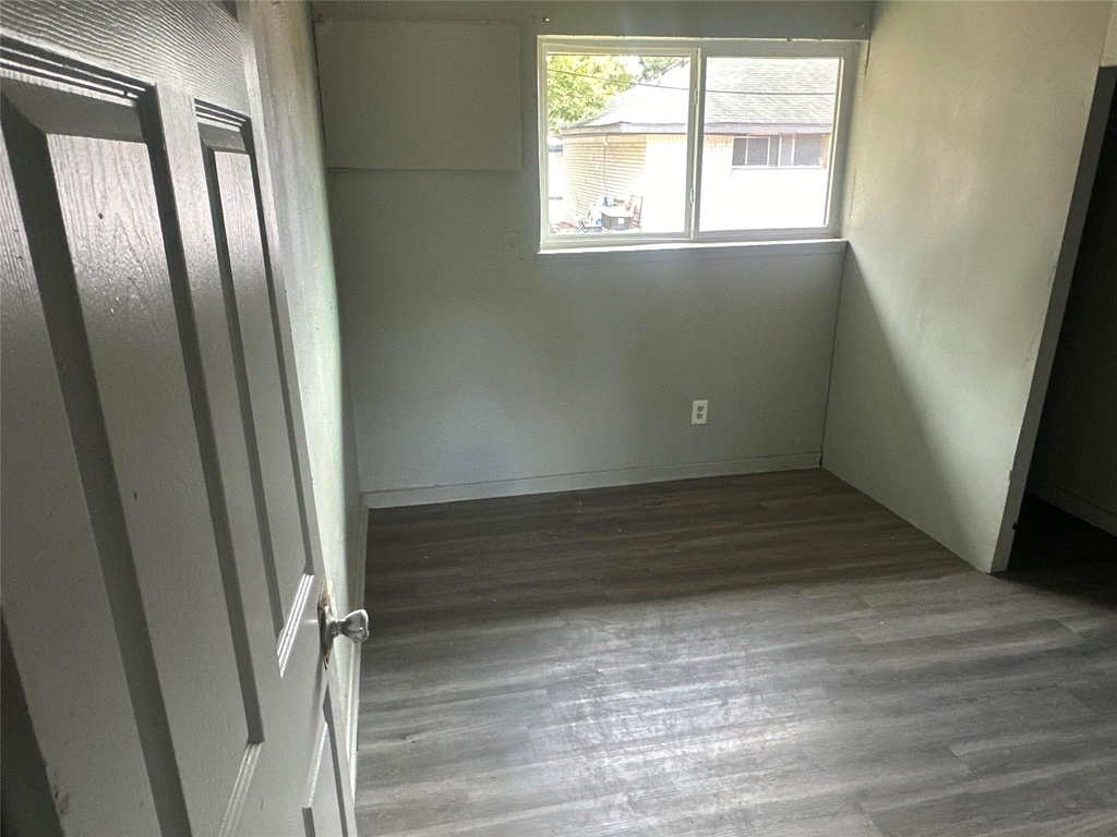 5405 Suez Street - Photo 0