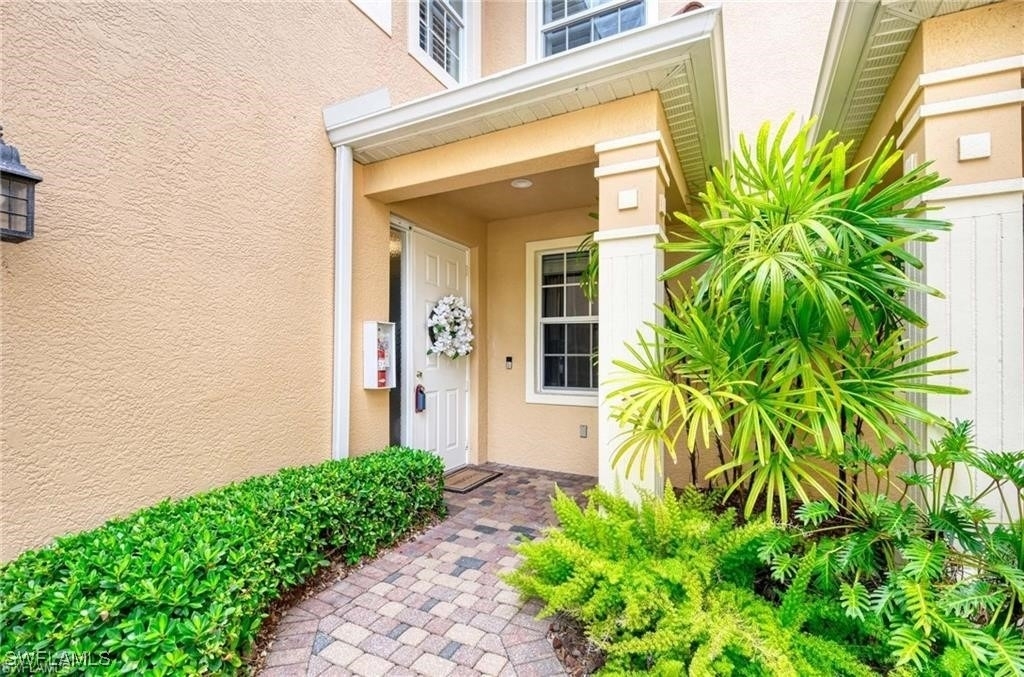 8649 Champions Point - Photo 2