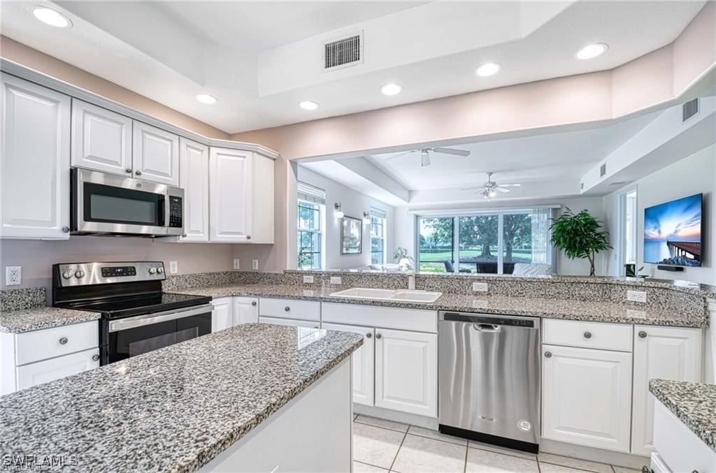8649 Champions Point - Photo 5