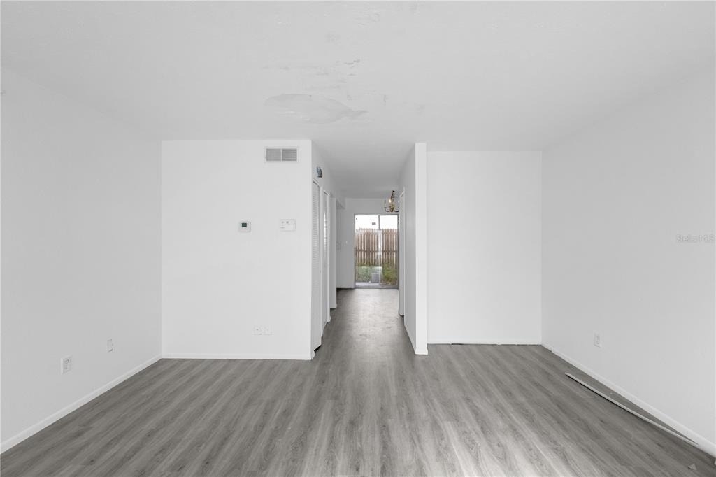 4025 Billingsgate Road - Photo 11