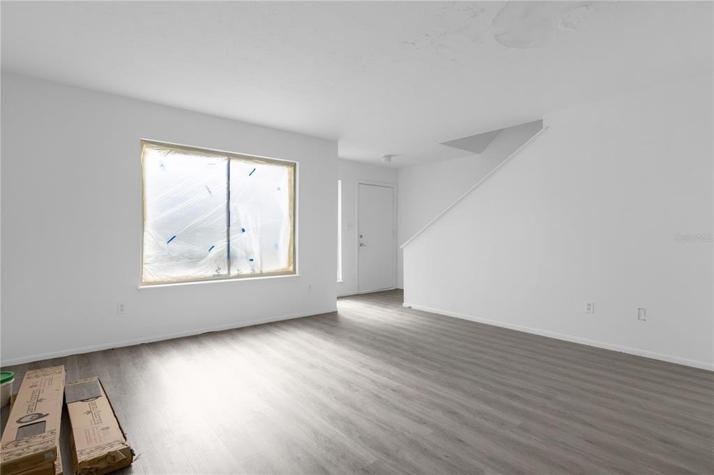4025 Billingsgate Road - Photo 2