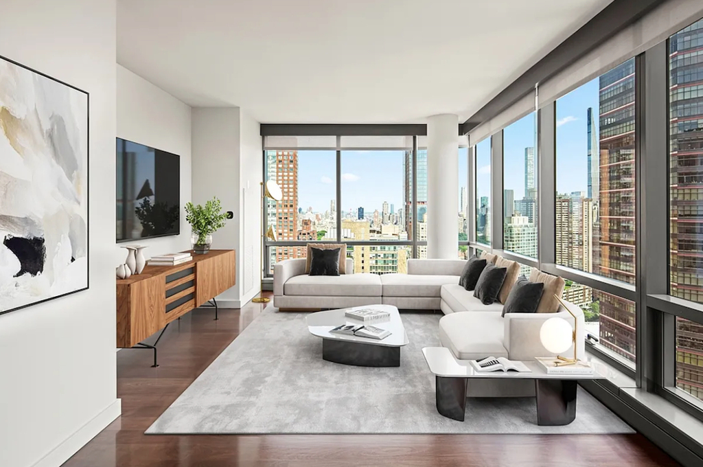  West 67th Street - Photo 1