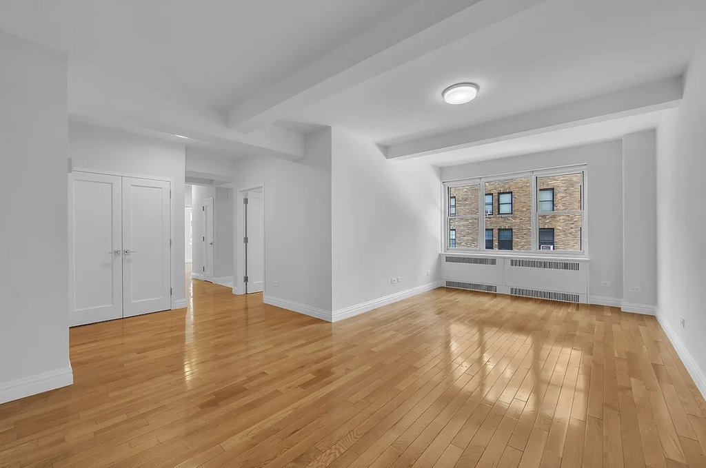 20 Park Avenue, Unit 008c - Photo 0