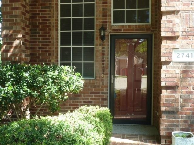 2741 Lynx Lane - Photo 1
