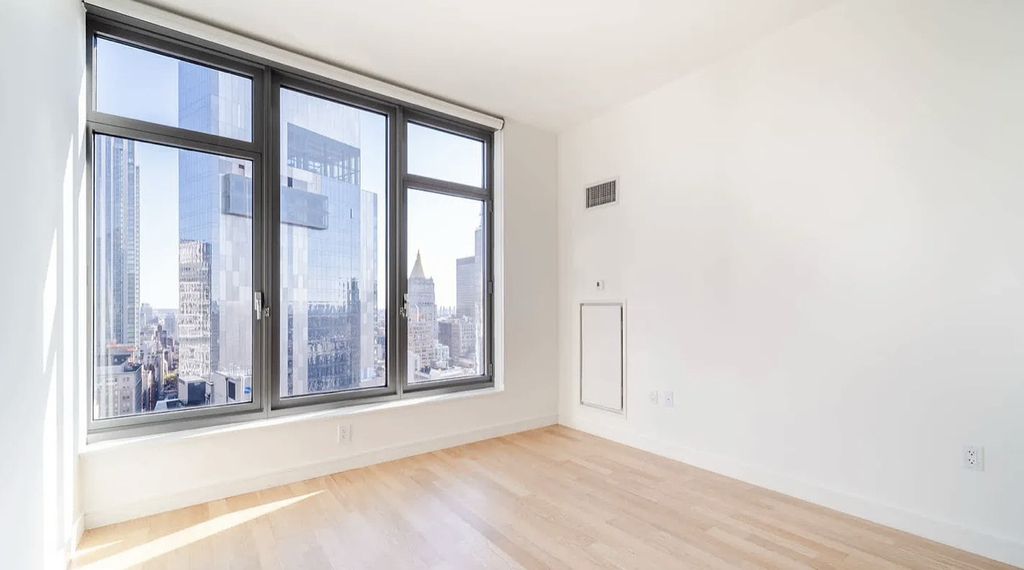 300 East 39th Street, Unit Phg - Photo 19