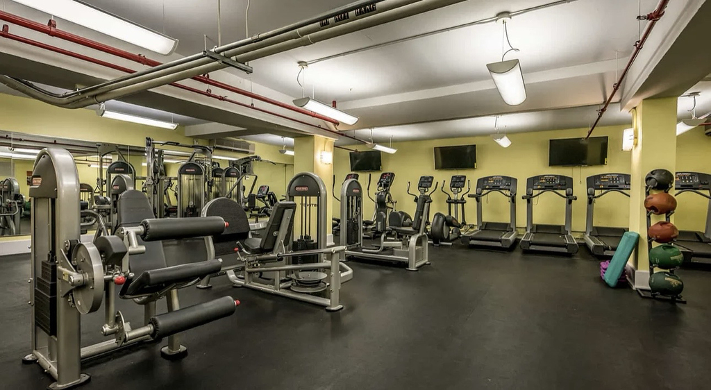 240 East 27th Street, Unit 10k - Photo 18