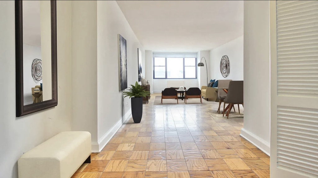 240 East 27th Street, Unit 10k - Photo 2