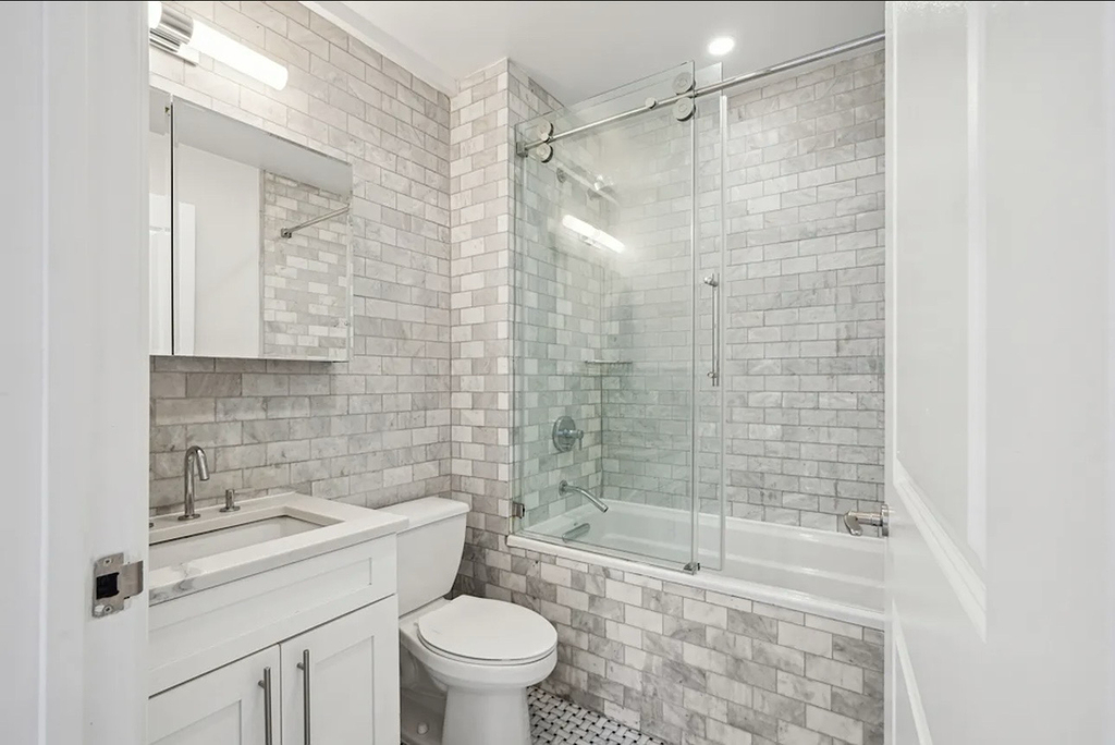 160 East 48th Street, Unit 14-l2 - Photo 6