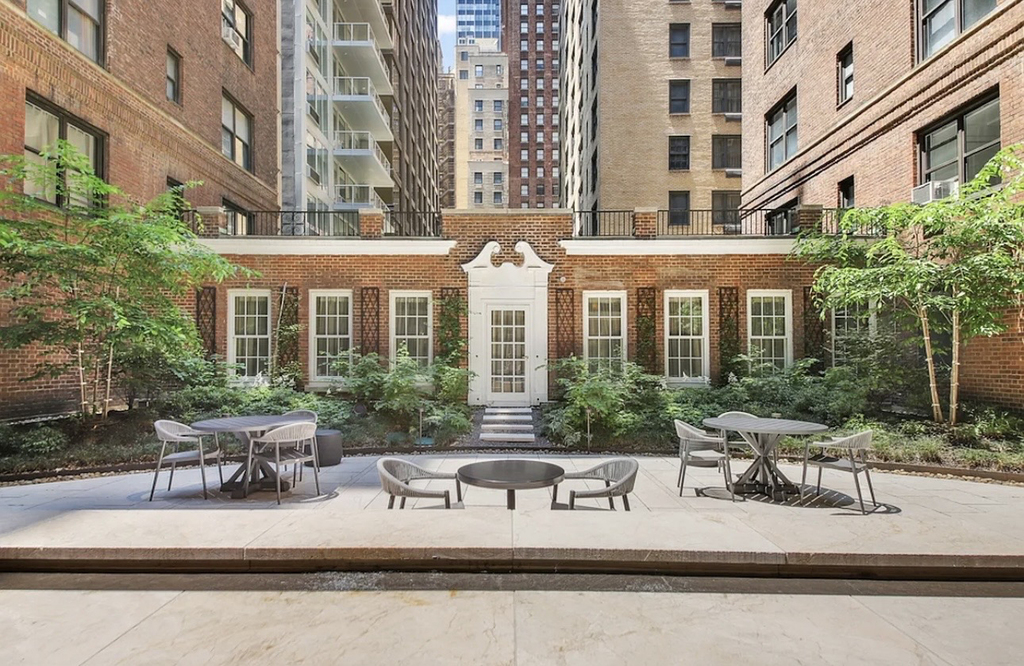 160 East 48th Street, Unit 14-l2 - Photo 9