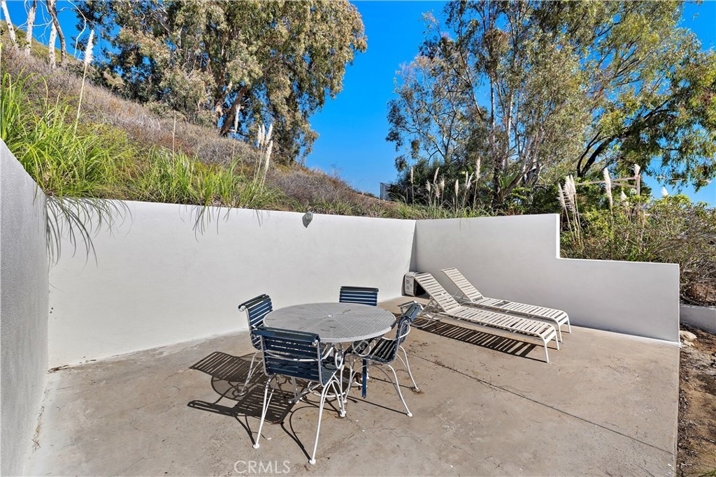 1050 Skyline - Photo 20