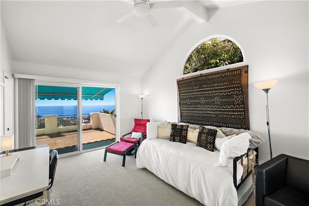 1050 Skyline - Photo 21