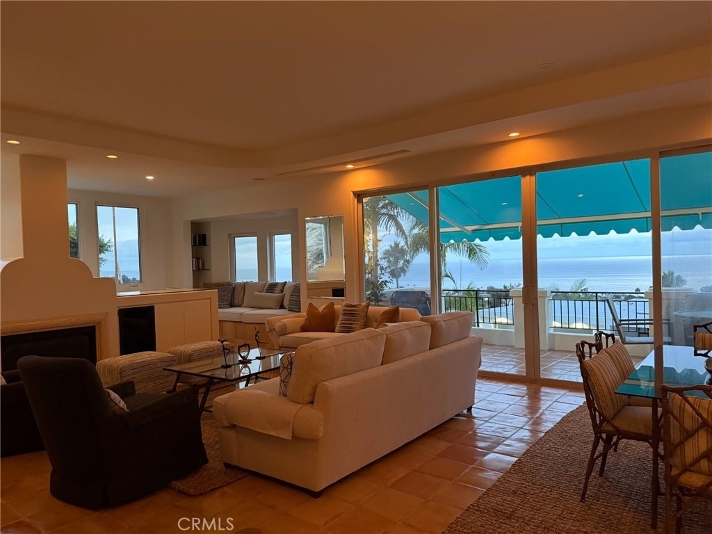 1050 Skyline - Photo 29