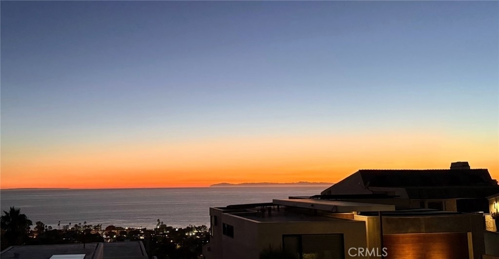 1050 Skyline - Photo 27
