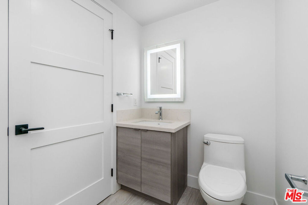 3632 S Keystone Avenue - Photo 24