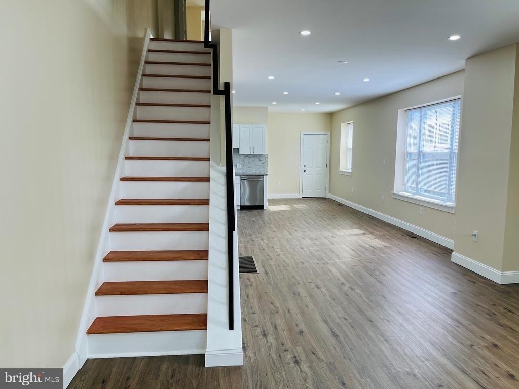 633 S 57th Street - Photo 7