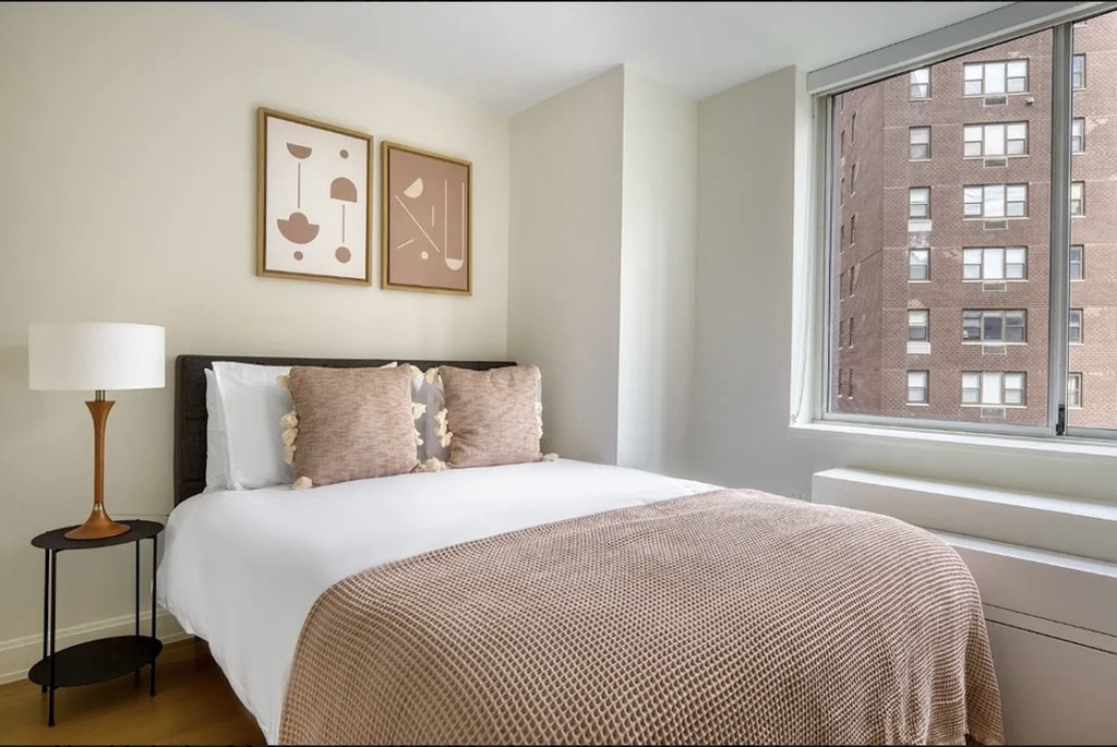 420 East 54th Street, Unit 1208 - Photo 6