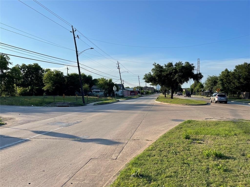 3638 Bloomfield Street - Photo 2