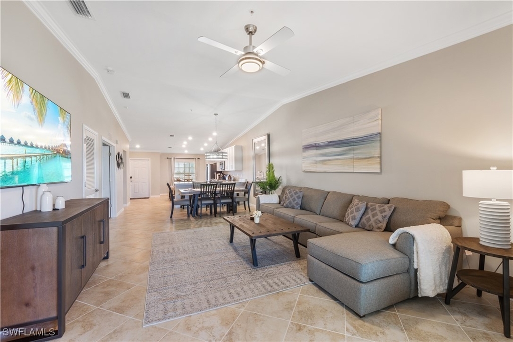 43041 Greenway Boulevard - Photo 2