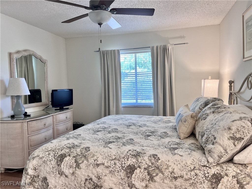 3685 Amberly Circle W - Photo 8