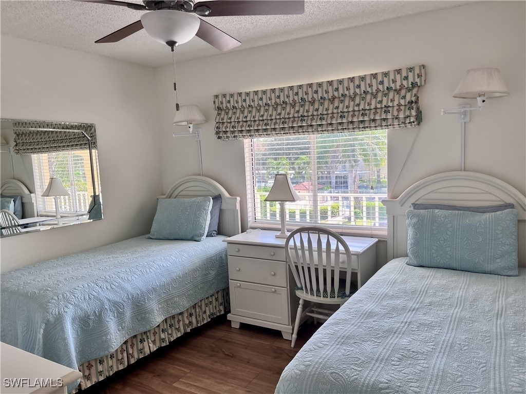 3685 Amberly Circle W - Photo 12
