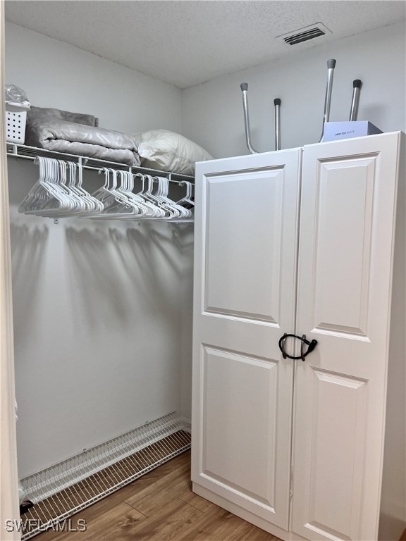 3685 Amberly Circle W - Photo 9