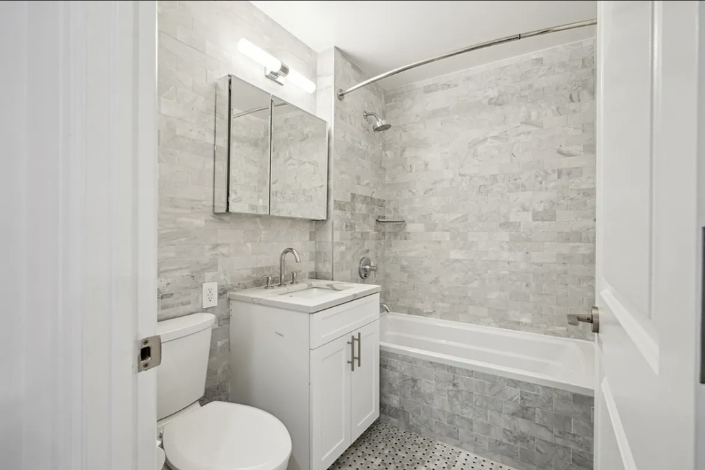 160 East 48th Street, Unit 6e-3 - Photo 5