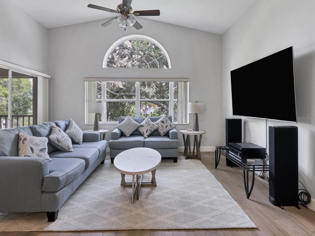 7234 Eleanor Circle - Photo 4