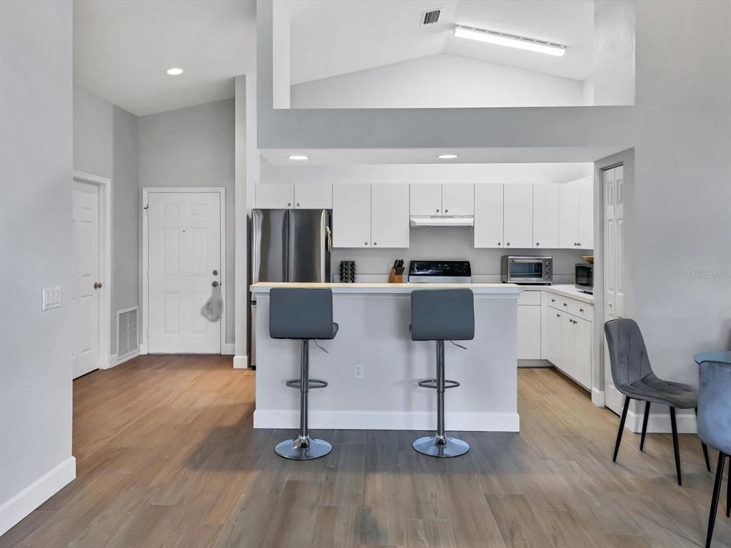 7234 Eleanor Circle - Photo 9