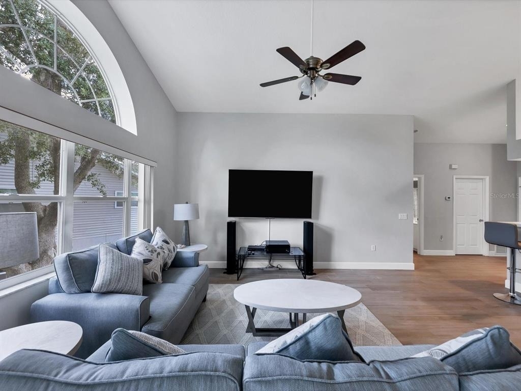 7234 Eleanor Circle - Photo 6