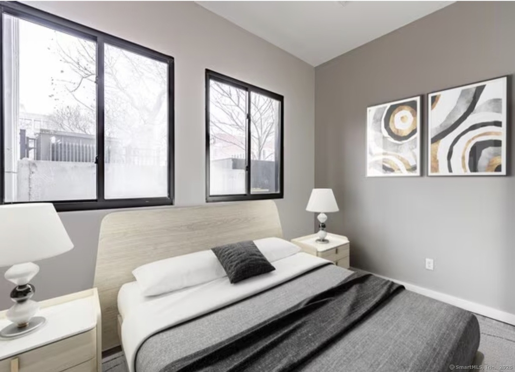 333 State Street - Photo 16
