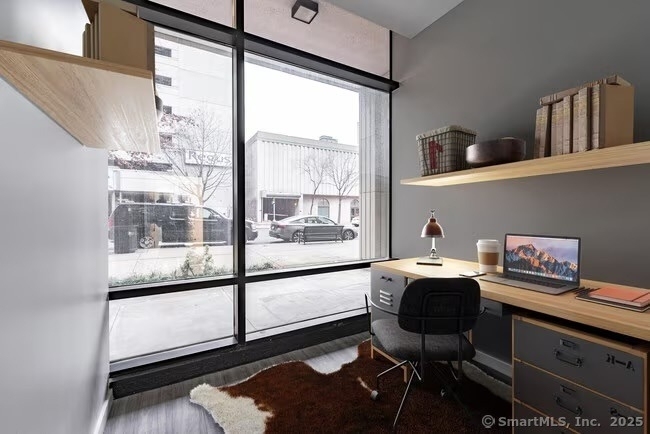 333 State Street - Photo 17