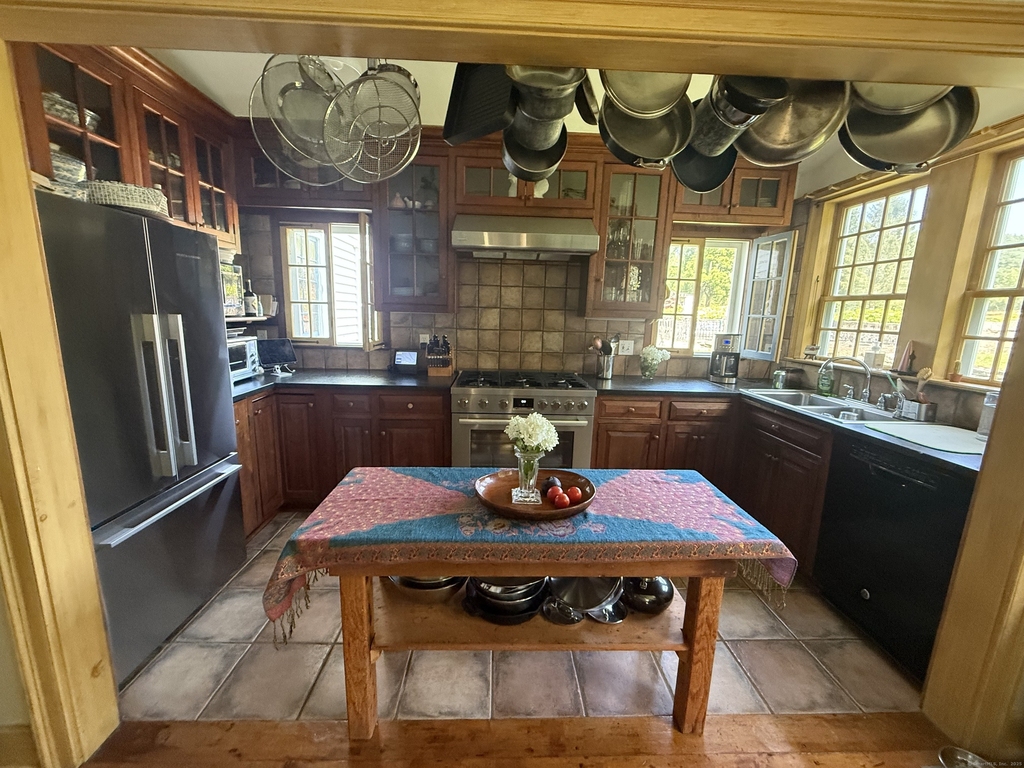 28 Dugway Road - Photo 5