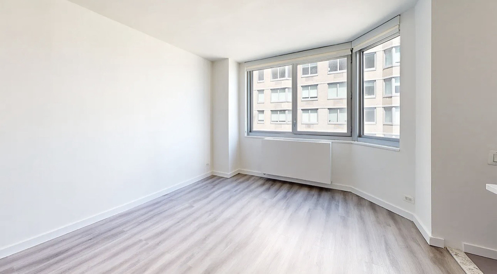 401 East 34th Street, Unit S23j - Photo 1