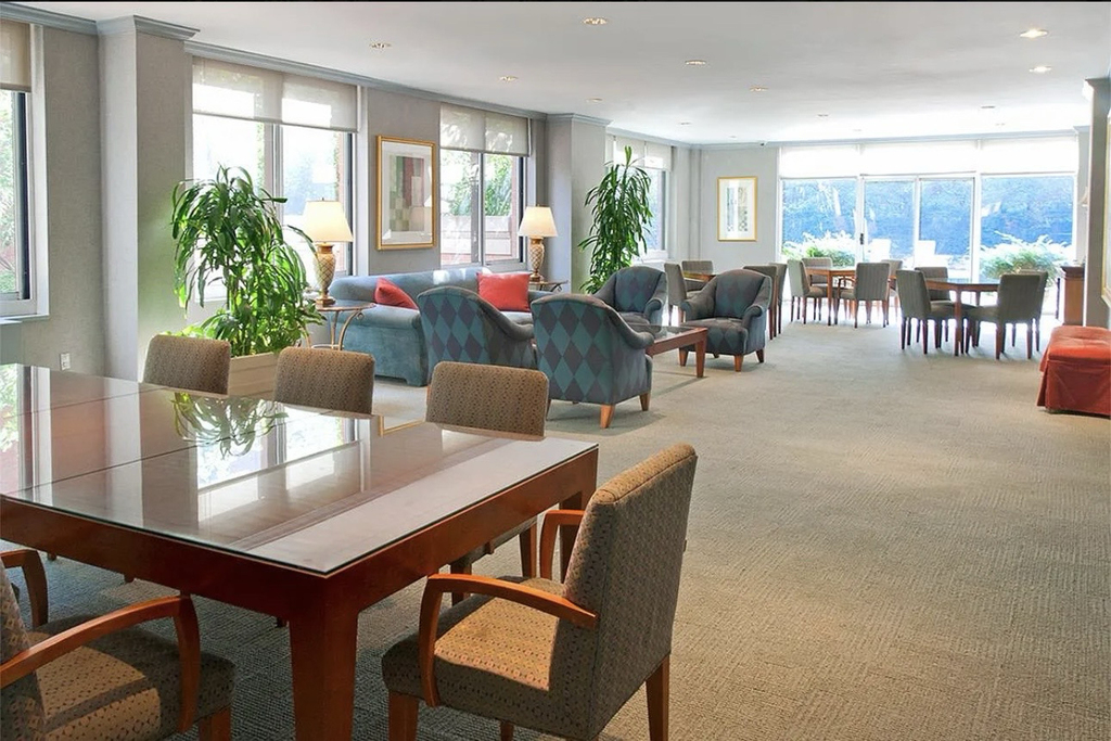 240 East 39th Street, Unit 17f - Photo 6