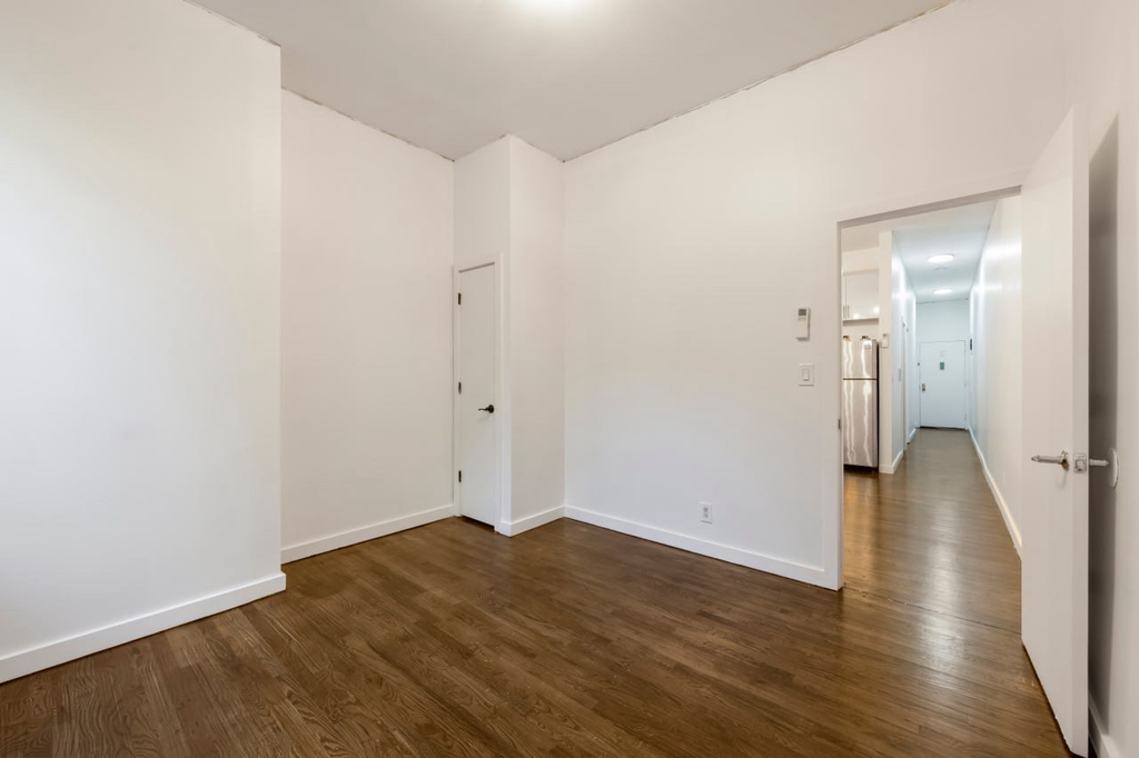 74 Eldert Street - Photo 4