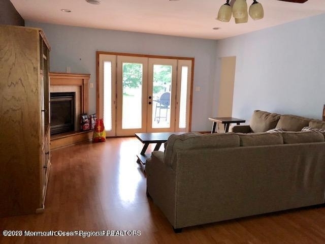 223 Lewis Street - Photo 4